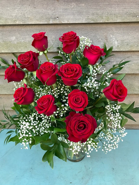 Romantic Roses, Vased Dozen